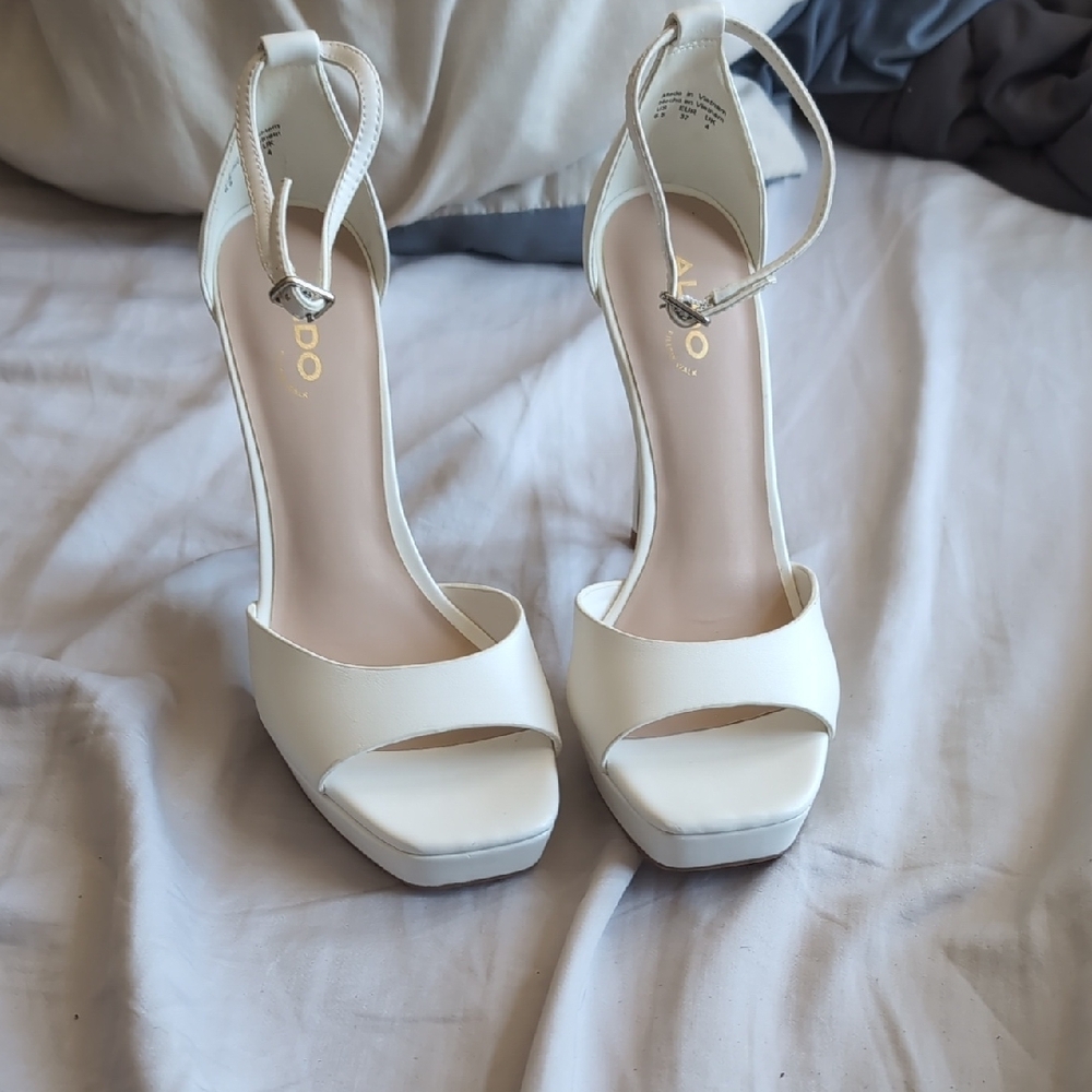 Aldo White Stiletto Heels with Slingback